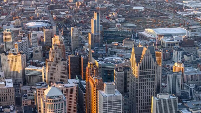 Detroit: Helicopter Rides Over City Landmarks - How This Experience Fits Your Travel Plans
