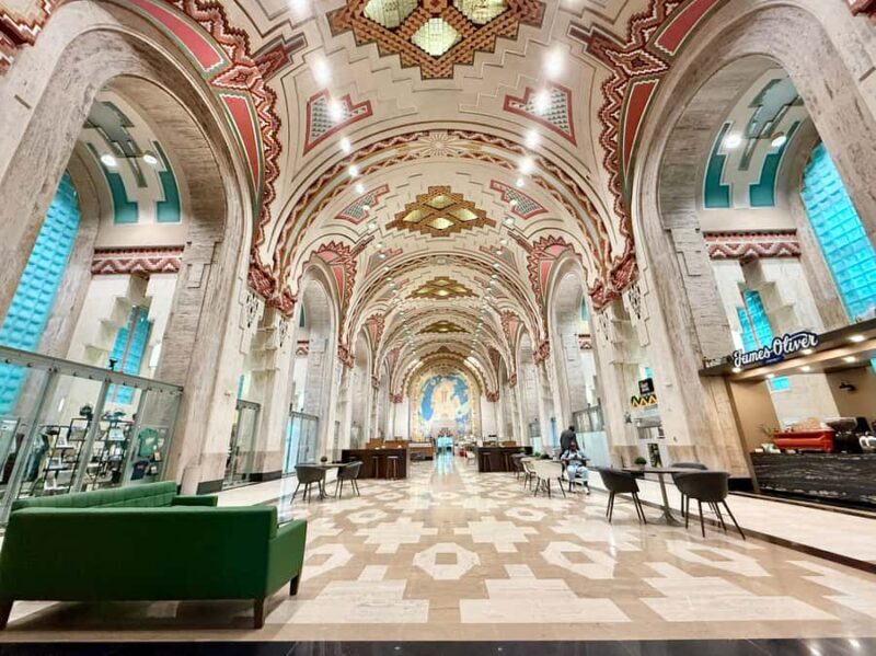 Detroit: Taste the Heart of Motor City Walking Food Tour - Exploring the Detroit Food Tour: What to Expect