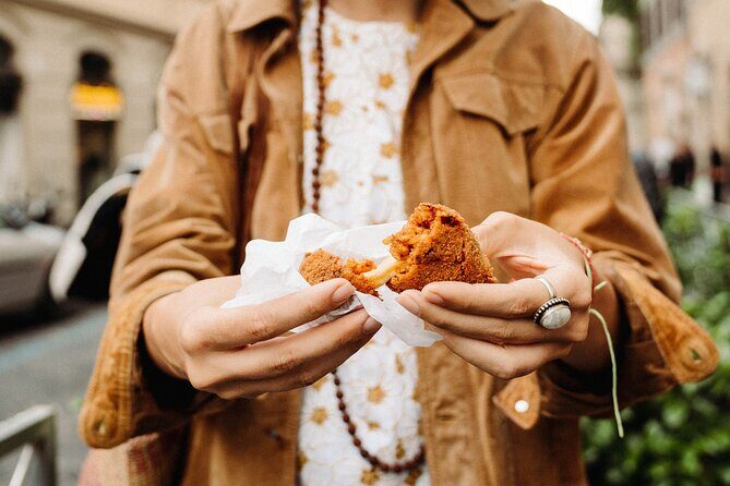 Devour Rome Food & Wine Tour of Trastevere - The Flavors and Atmosphere