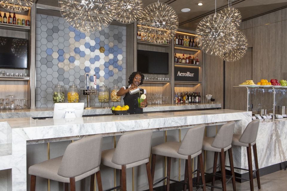 DFW Dallas Fort Worth Airport: Virgin Atlantic Lounge Entry - Ideal for Travelers