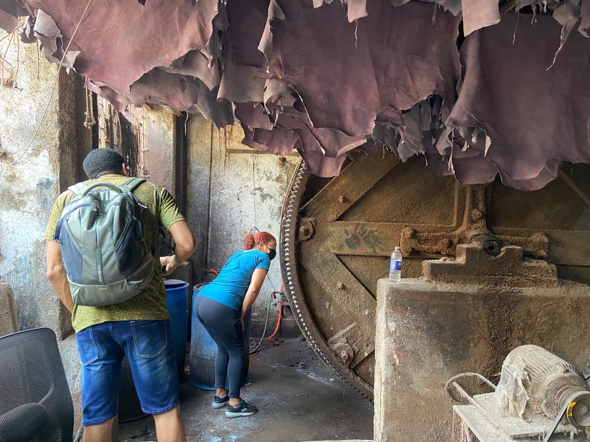 Dharavi Slum Tour by 1st Female Tour Guide of Slum - Key Points