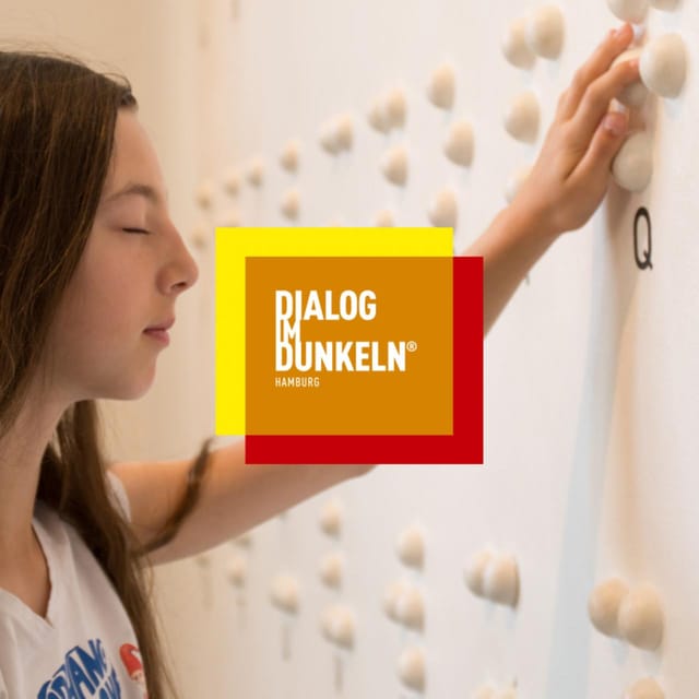Dialog im Dunkeln (Dialogue in the Dark) - Engaging the Senses