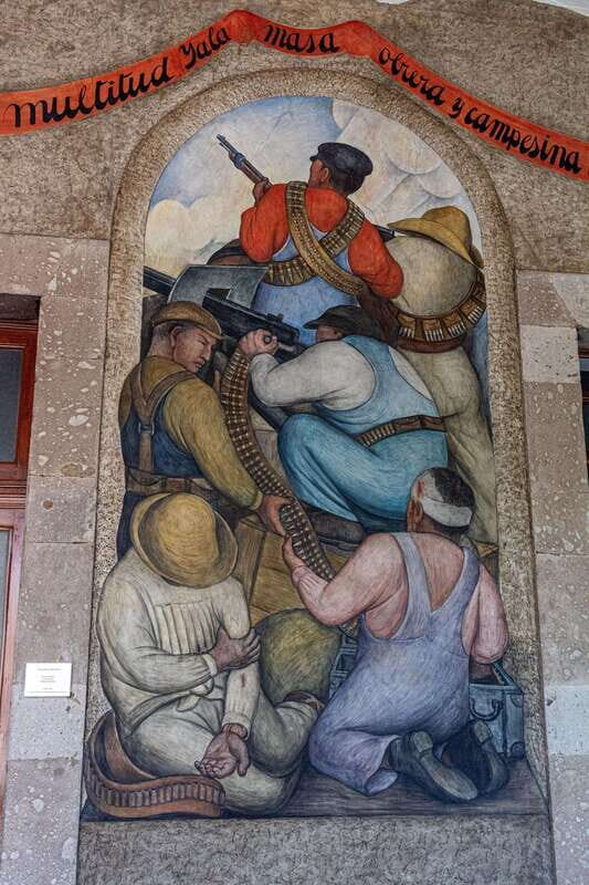 Diego Rivera at the Living Museum of Muralism - The Experience of the Guide and Group Dynamics