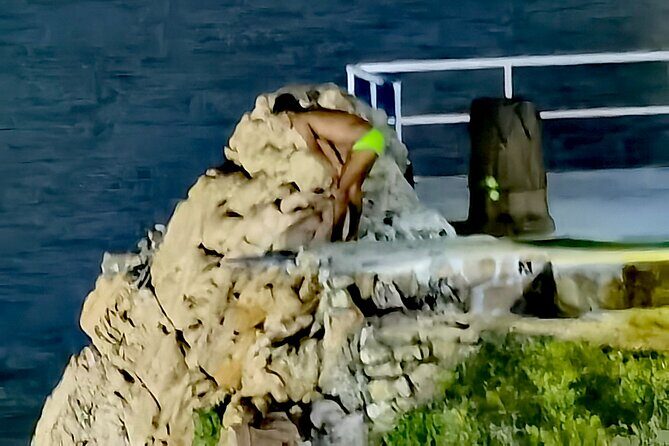 Different Versions of Sunset in "La Quebrada" High Cliff Divers - FAQ