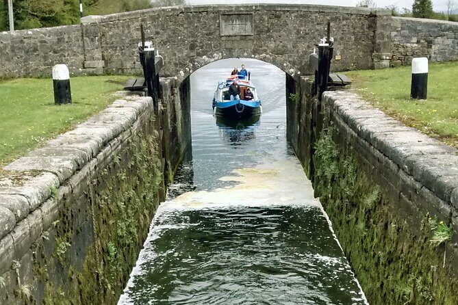 Digby Lock Cruise - Mid Week - An Authentic Irish Canal Experience  