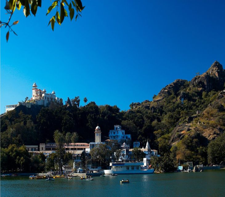 Dilwara Temples & Mount Abu: Private Day Trip With Transfer - Exploring Mount Abu