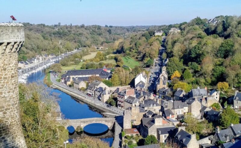Dinan: Private Guided Walking Tour - Itinerary Highlights