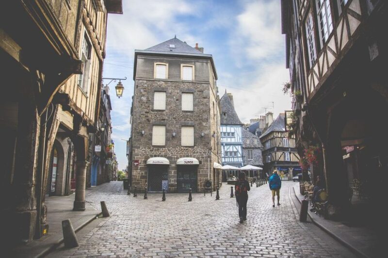 Dinan: Private Guided Walking Tour - Booking Information
