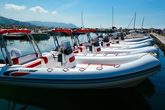 Dinghy rental on the Amalfi Coast without a license - Practical Tips for Your Day Out