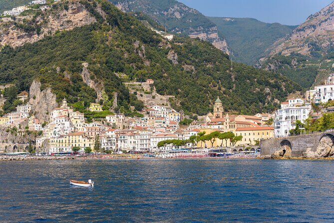 Dinghy rental on the Amalfi Coast without a license - FAQ