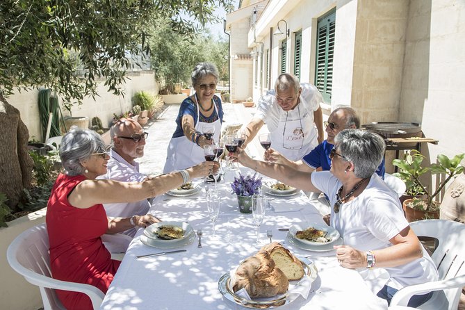 Dining Experience at a Locals Home in Cortona With Show Cooking - Cooking Demonstration Details