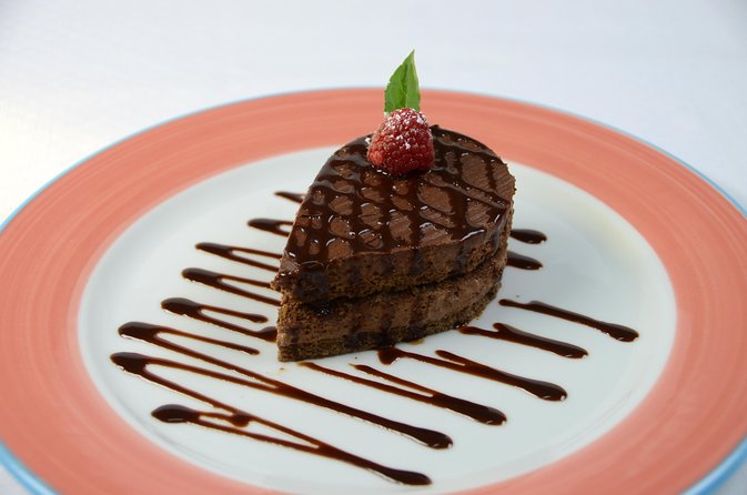 Dinner at the Revolving Bellini Restaurant in Mexico City - Customer Feedback Analysis