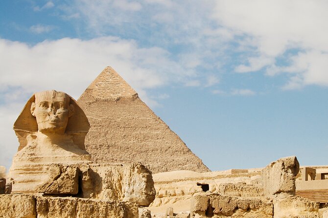 Dinner Cruise at Cairo - Included Services and Amenities