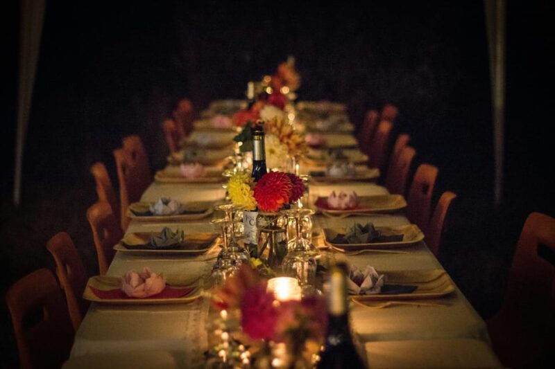 Dinner in the Dark With Spanish Cuisine - Key Points