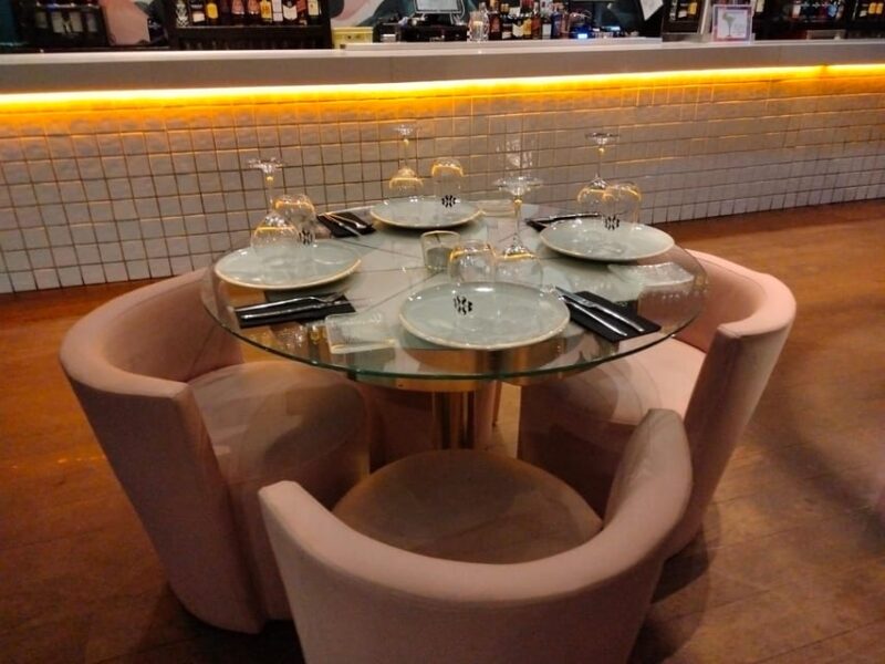 Dinner-Show La Circa De Marta Cariño! in the Center of Madrid - Planning Your Visit