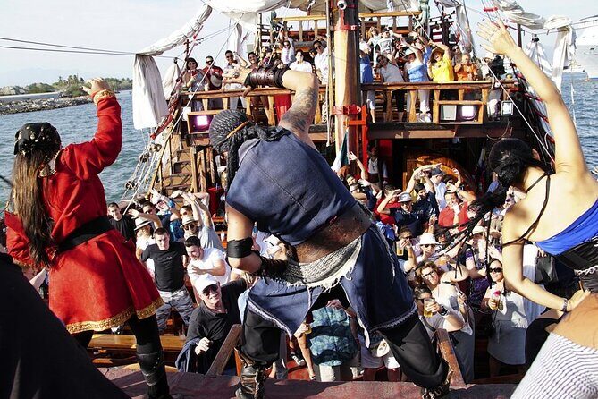 Dinner with pirates! Night Show and Dinner - Practical Considerations and Traveler Tips