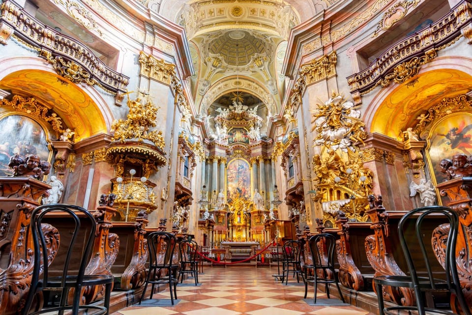 Discover 10 Things To Do in Vienna - Ultimate Walking Tour - Exploring Vienna in Two Hours: A Walk Through History and Culture