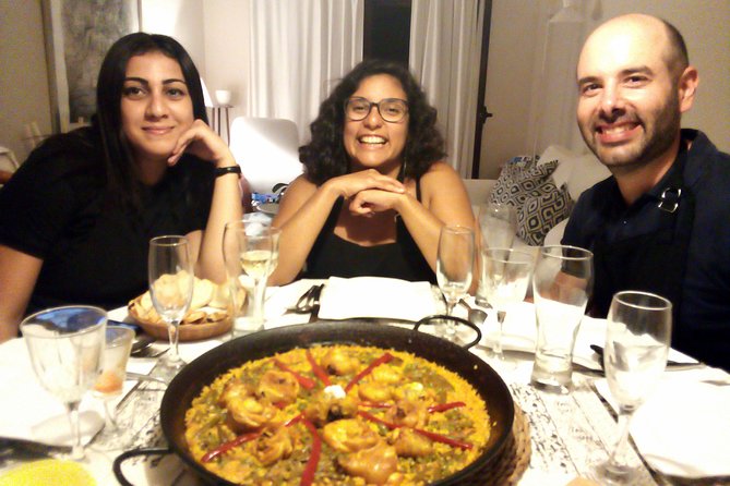 Discover 5 Secrets of Spanish Paella With a Local! - Hands-On Cooking Experience