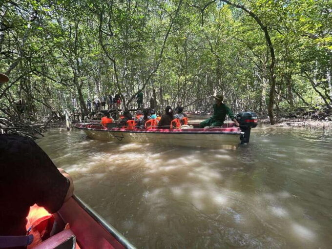 Discover Can Gio Mangrove Forest & Monkey Island 1 Day Tour - Customer Reviews and Feedback