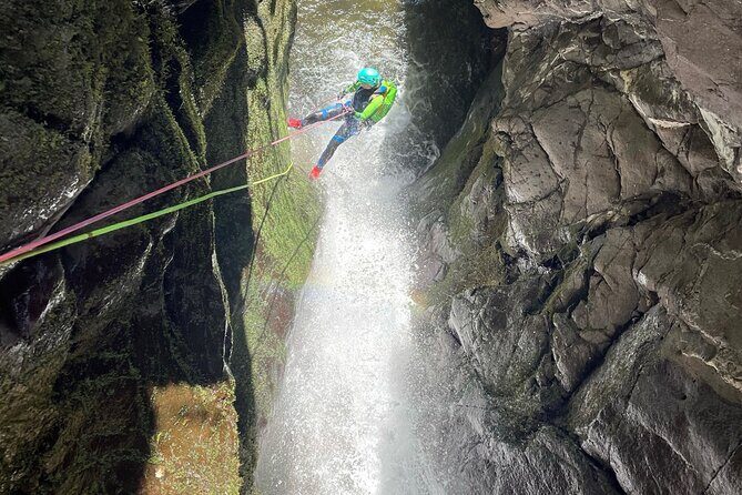 Discover Canyoning in Dollar Glen - Who Should Consider This Tour?