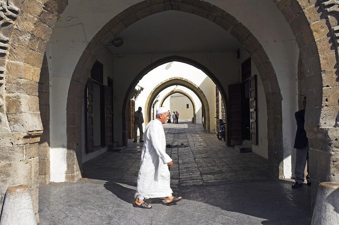 Discover Casablanca: Private Tour With Hassan 2nd Mosque Access - Casablancas Top Attractions