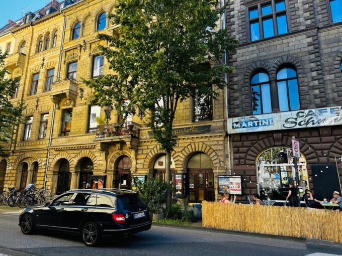 Discover Cologne`s Urban District EIGELSTEIN Walking Tour - Discovering Eigelsteins Rich History