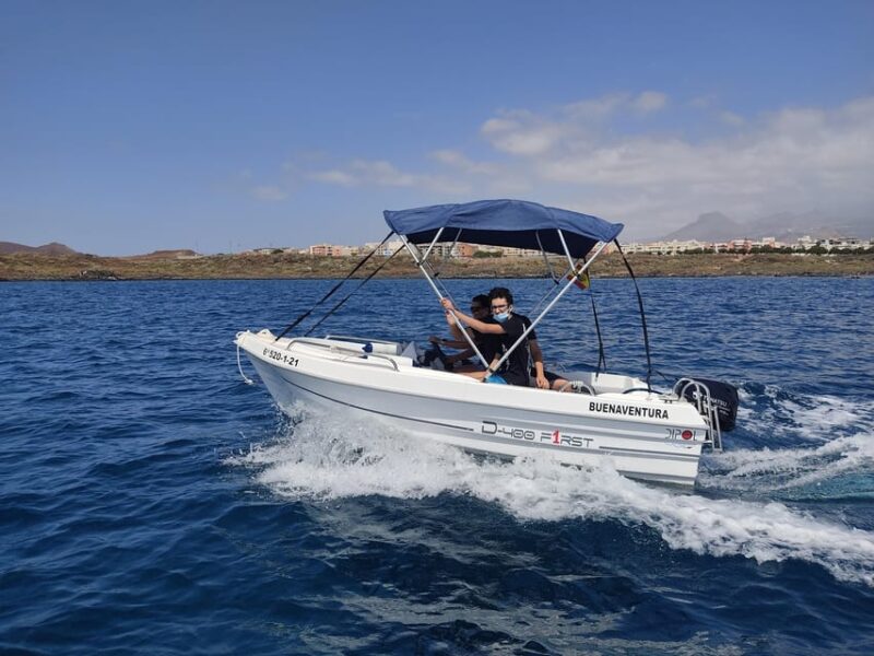 Discover Freedom: Rent a Boat, No License Required! - Key Points