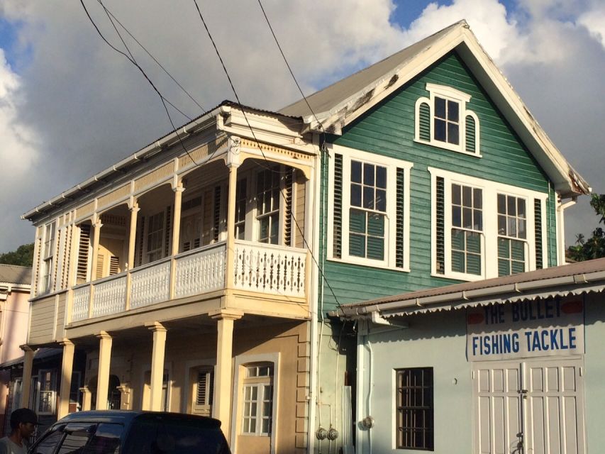 Discover Grenada With Lunch at a Local Restaurant - Key Points