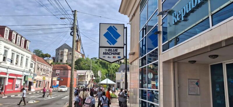 Discover Grenada: Your Sightseeing Taxi Tour Awaits - The Vehicle and Comfort