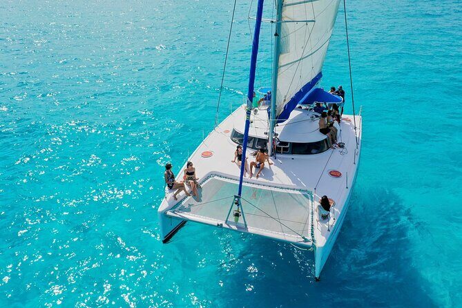Discover Isla Mujeres: Catamaran, Snorkeling, and "Ice Bar" - An Honest Breakdown of the Itinerary