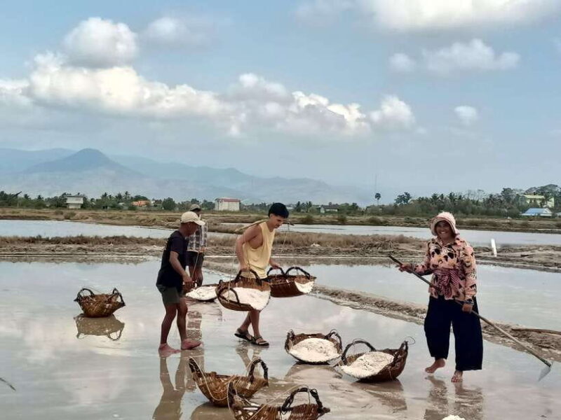 Discover Kep countryside include Pepper farm Cave, Salt... - Key Points