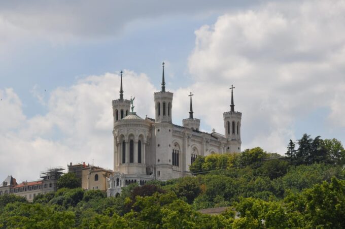 Discover Lyon: From Its Birth to Renaissance Glory - Sum Up