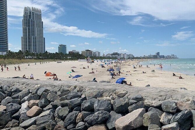 Discover Miami Beach with a Shared Golf Cart Tour - The Practicalities and Experience