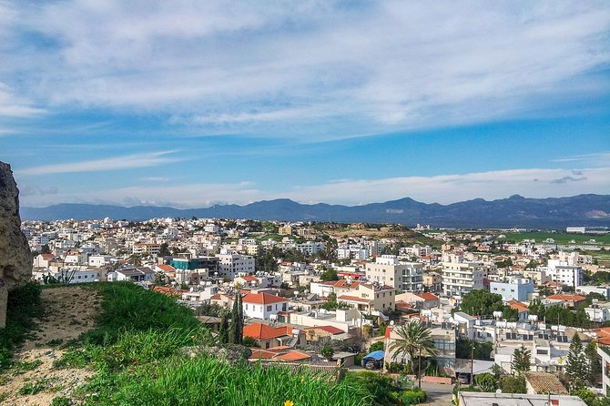 Discover Nicosia'S Most Photogenic Spots With a Local - Explore the Bustling Atmosphere of Buyuk Han