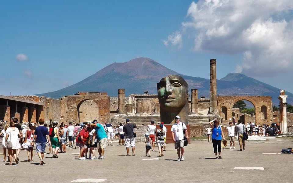 Discover Pompeii & Vesuvius: Ruins, History & Volcanic Views - Delicious Regional Cuisine