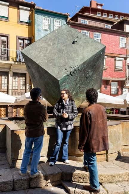 Discover Porto's Historical Roots Walking Tour - Exploring Porto’s Jewish Heritage