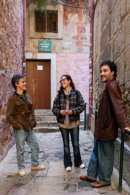Discover Porto's Historical Roots Walking Tour - Finishing at São Bento Station
