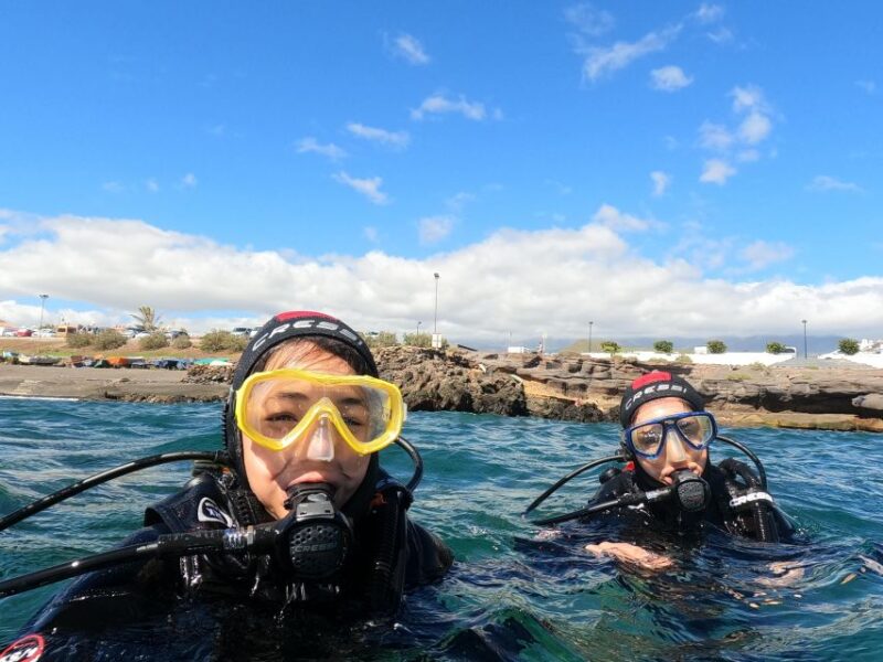 Discover Scuba Diving in the Ocean, Snacks Included - Instructor and Lesson