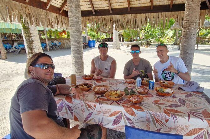 Discover the authenticity of a private and welcoming paradise - The Motu and Snorkeling Experience