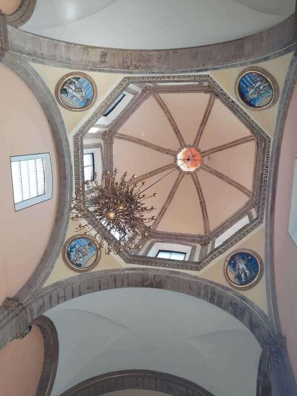 Discover the iconic Basilica of Guadalupe in Mexico City. - FAQ