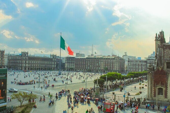 Discover the Latin-American Tower and Historic Center Tour - A Closer Look at the Tour Itinerary