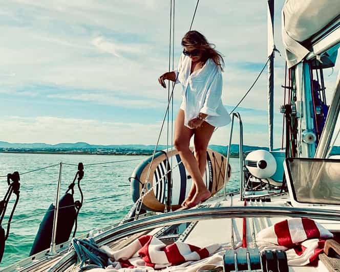 Discover the Lisbon Riviera : 2h Sunset Sailboat Wine Cruise - A Close Look at the Lisbon Riviera Sunset Sail