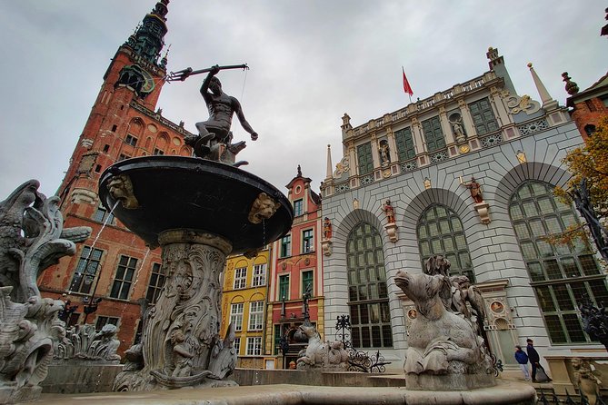 Discover the Magic of Old Gdańsk: Private Main Town Walking Tour - Booking and Additional Information