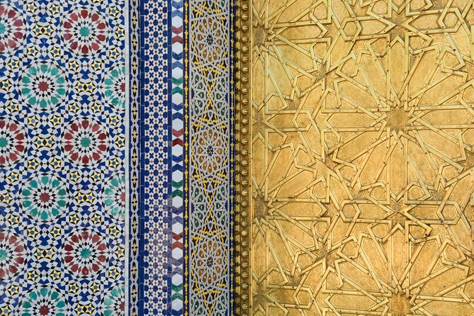 Discover the Medina of Fez and It Secrets: Fez Medina Guided Day Tour - Admiring Architectural Marvels