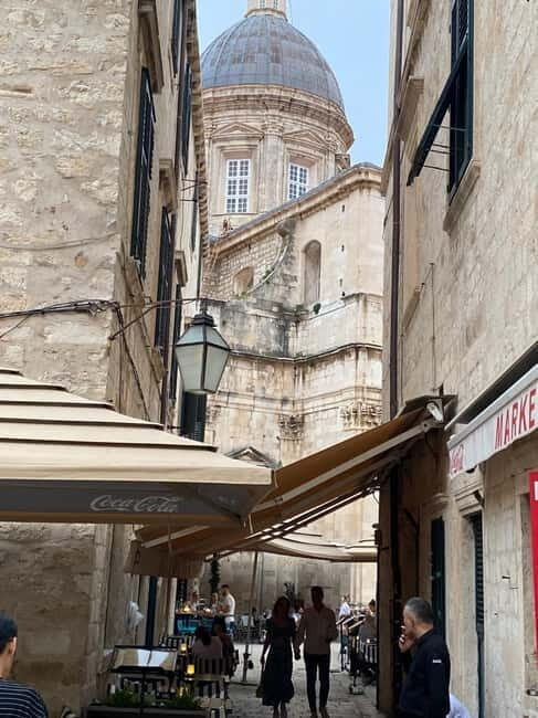 Discover the Old Town of Dubrovnik - A Detailed Look at the Experience