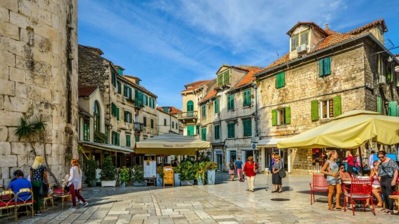 Discover The Old Town Split 1.5h walking Small group tour - Walking Through Split’s Medieval and Modern Layers