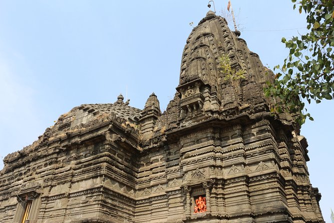 Discover the Religious City: Nashik With Wine Tasting Tour - Experience the Local Culture