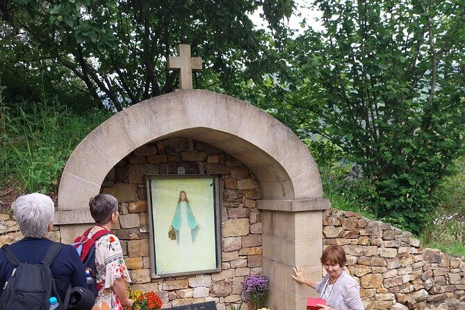 Discover the village of San Sebastian De Garabandal- small groups - Key Points