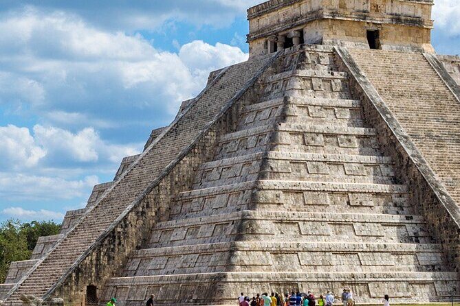 Discover Tour Chichen Itzá Plus (Cenote & Valladolid) from Cancun - Key Points