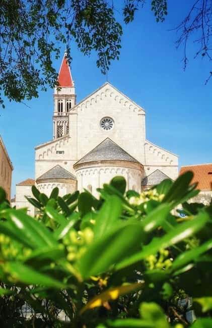 Discover Trogir: Guided Walking Tour of a Medieval Gem - The Experience of a Small Group